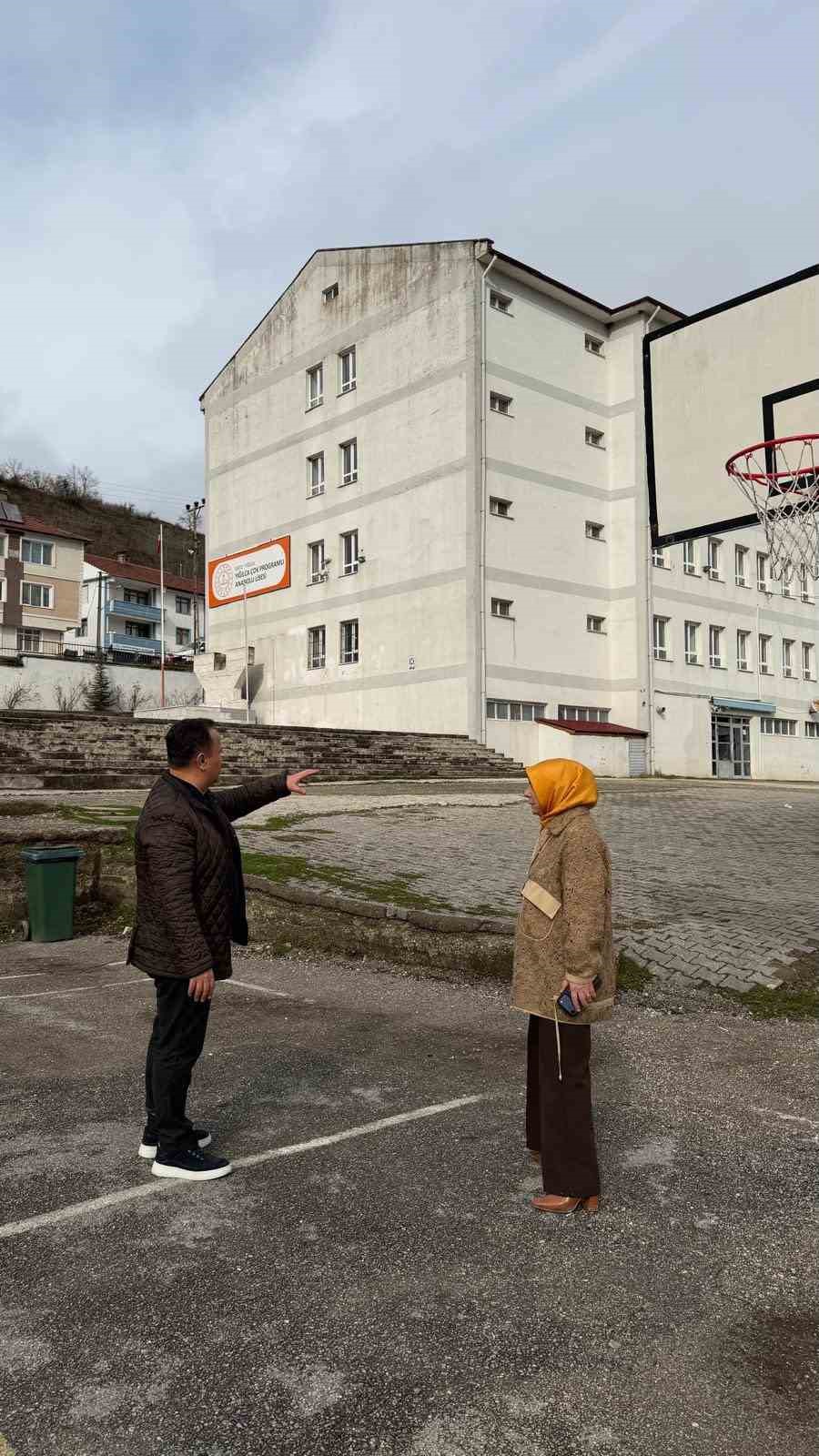 Yığılca’da okulun fiziki şartları güçlendiriliyor
