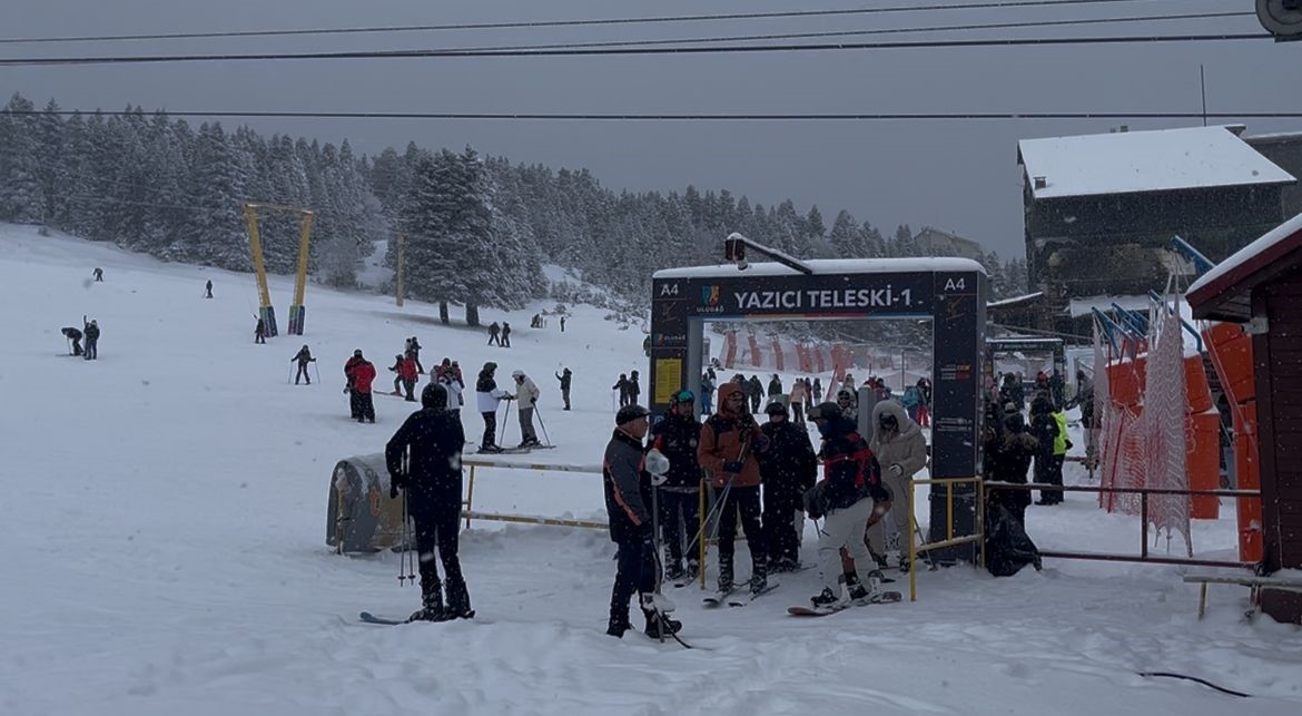 Yılbaşında turistlerin gözdesi Uludağ oldu
