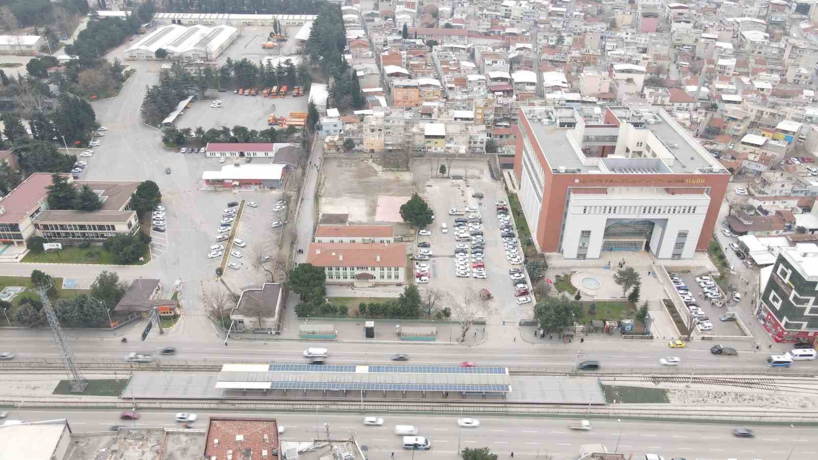 Yıldırım’a yeni kültür merkezleri inşa ediliyor
Yıldırım’a yeni kültür merkezleri inşa ediliyor