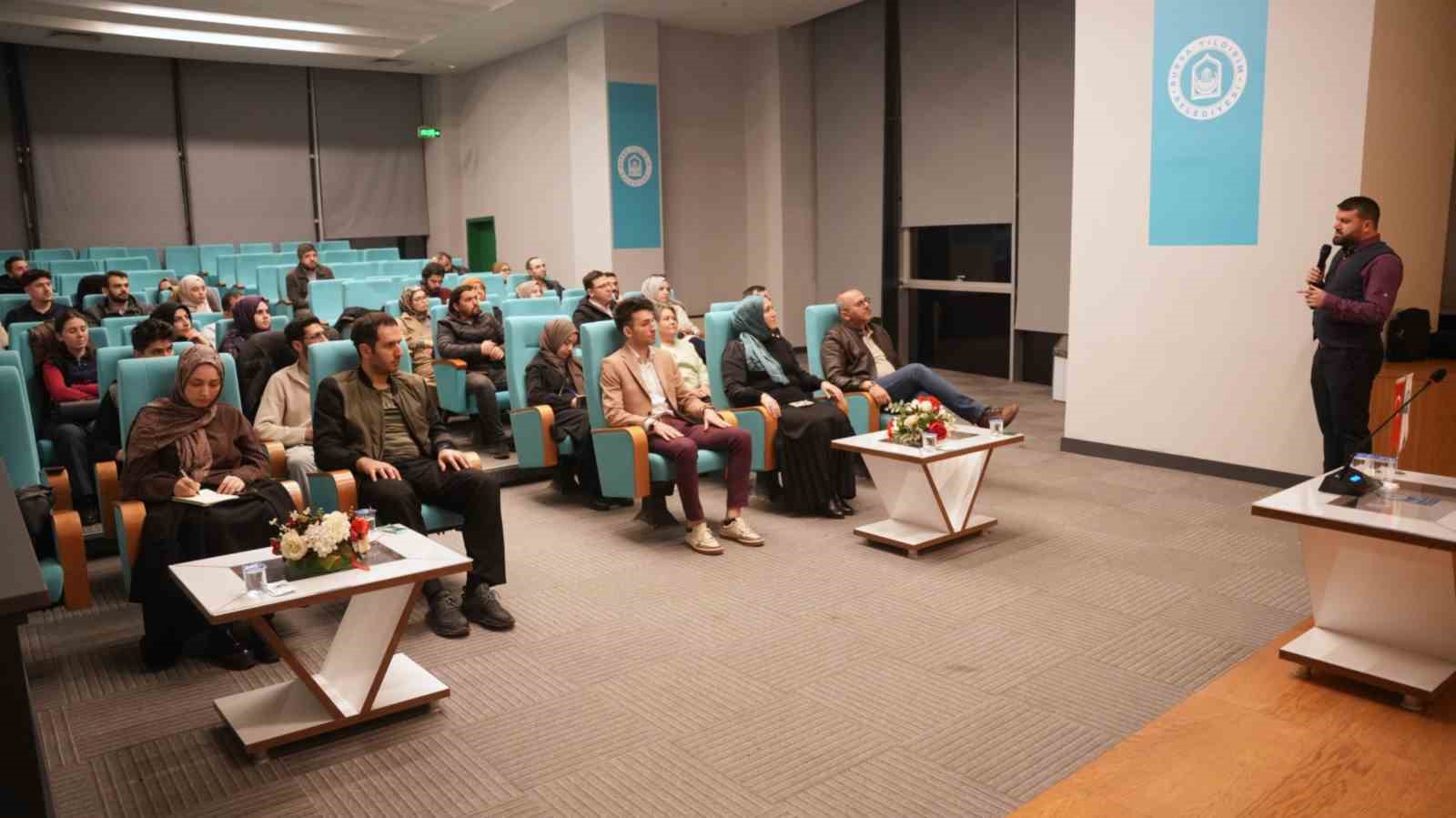 Yıldırım’da gençler tarihle buluşuyor
Yıldırım’da gençler tarihle buluşuyor