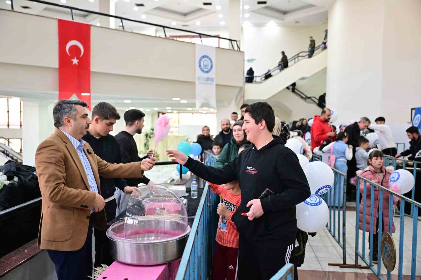 Yıldırım’da karne şenliği başladı
