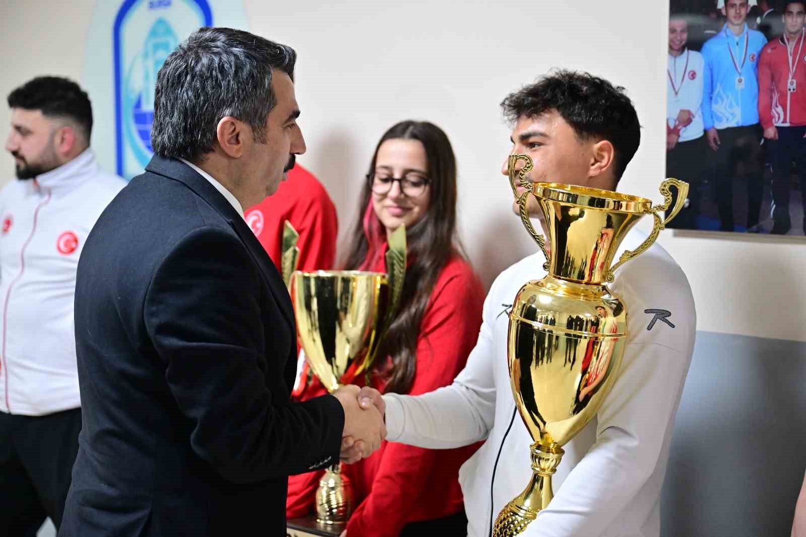 Yıldırım’ın milli gururları
