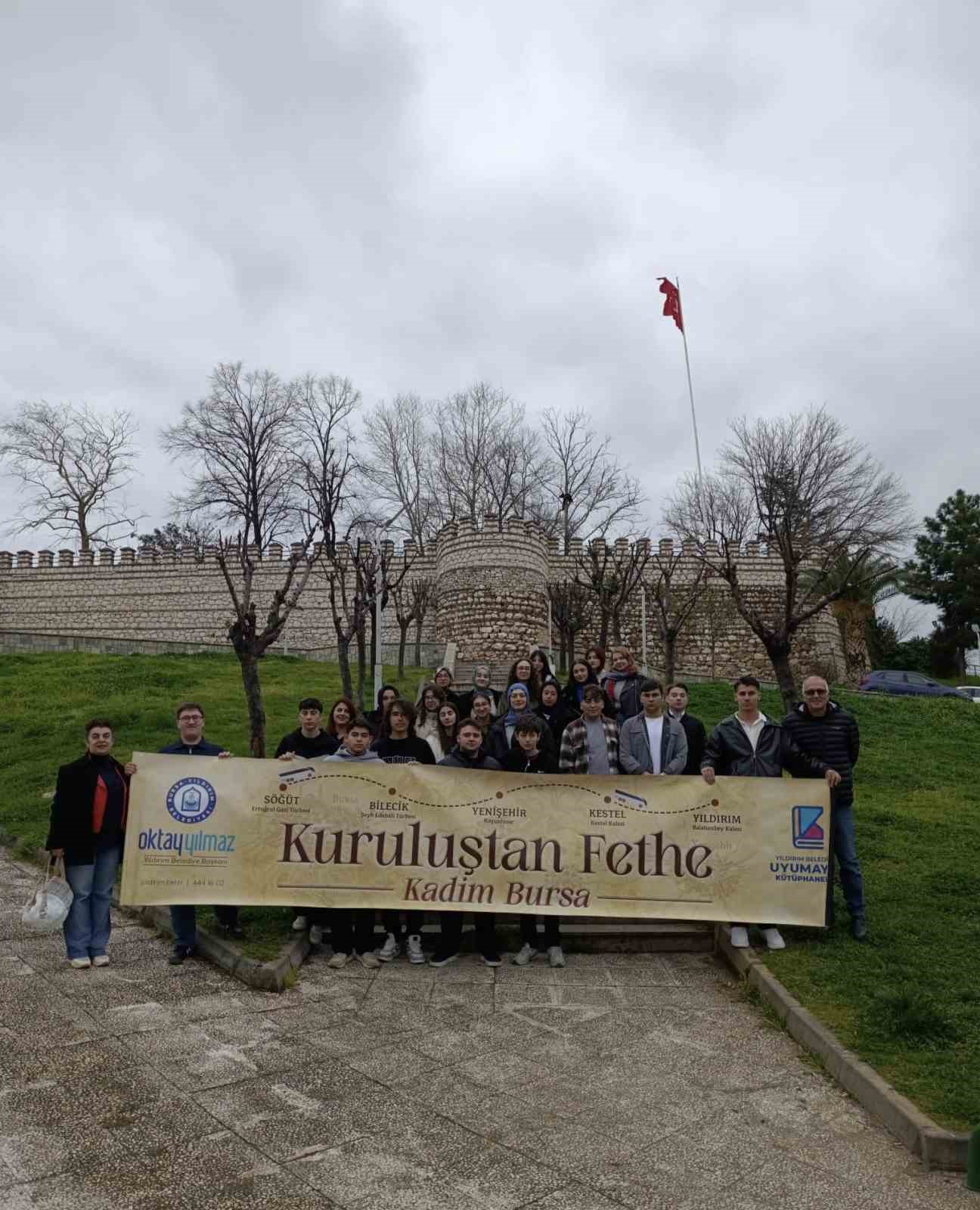 Yıldırımlı gençler fetih yolunda
