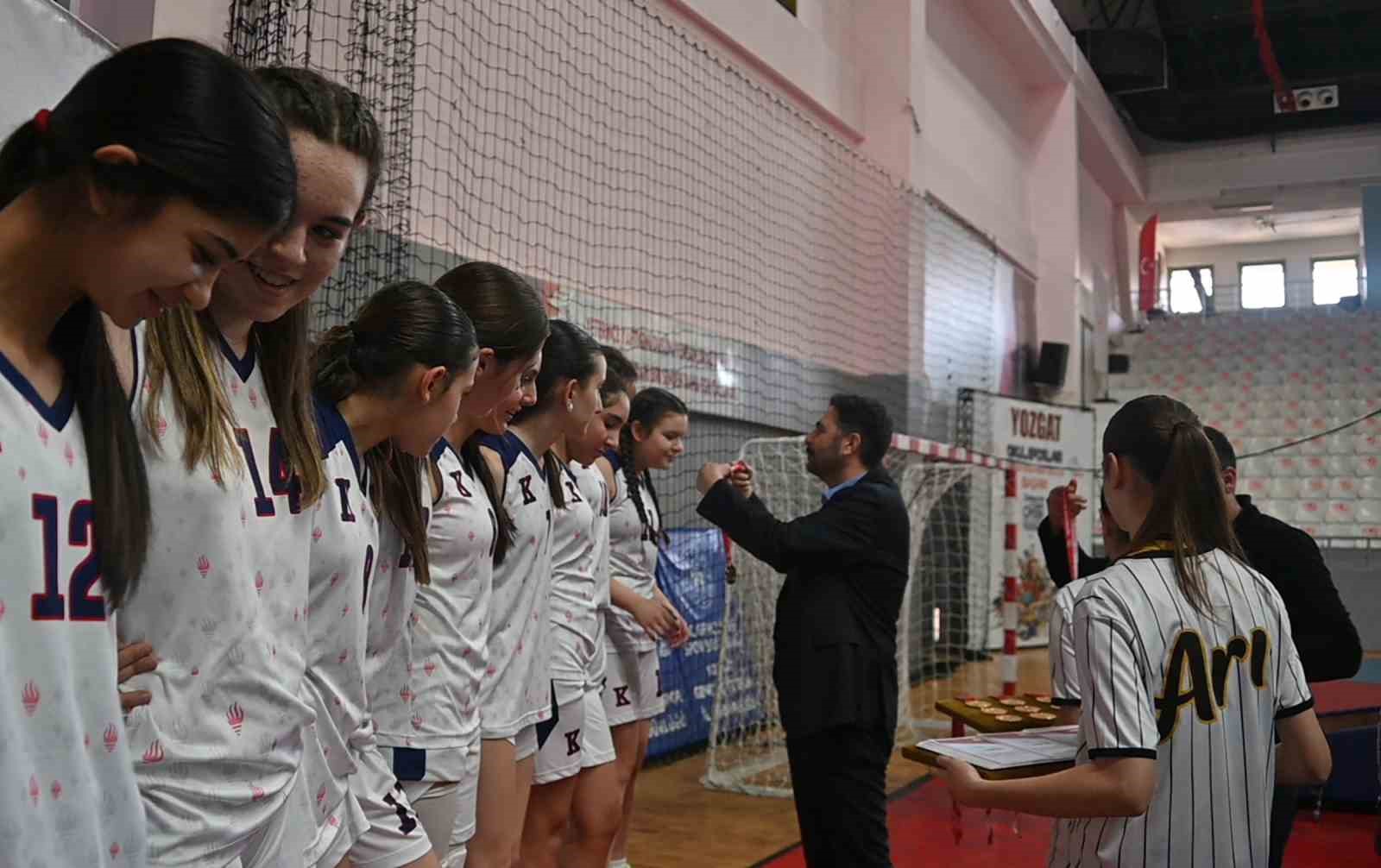 Yıldızlar basketbol yarıfinal müsabakaları Yozgat’ta tamamlandı
