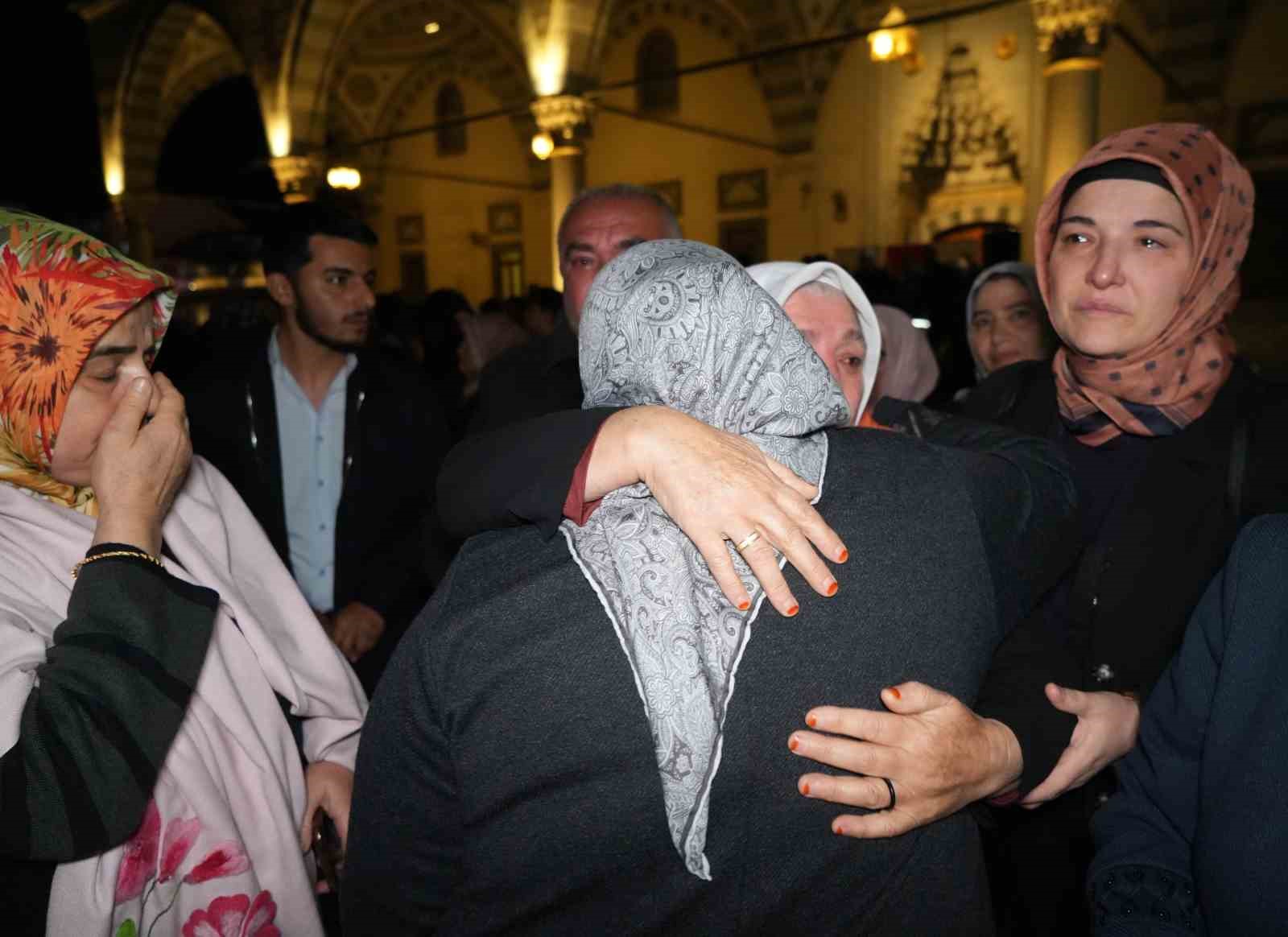 Yılların hasreti sona erdi, hacı adayları kutsal topraklara uğurlandı
