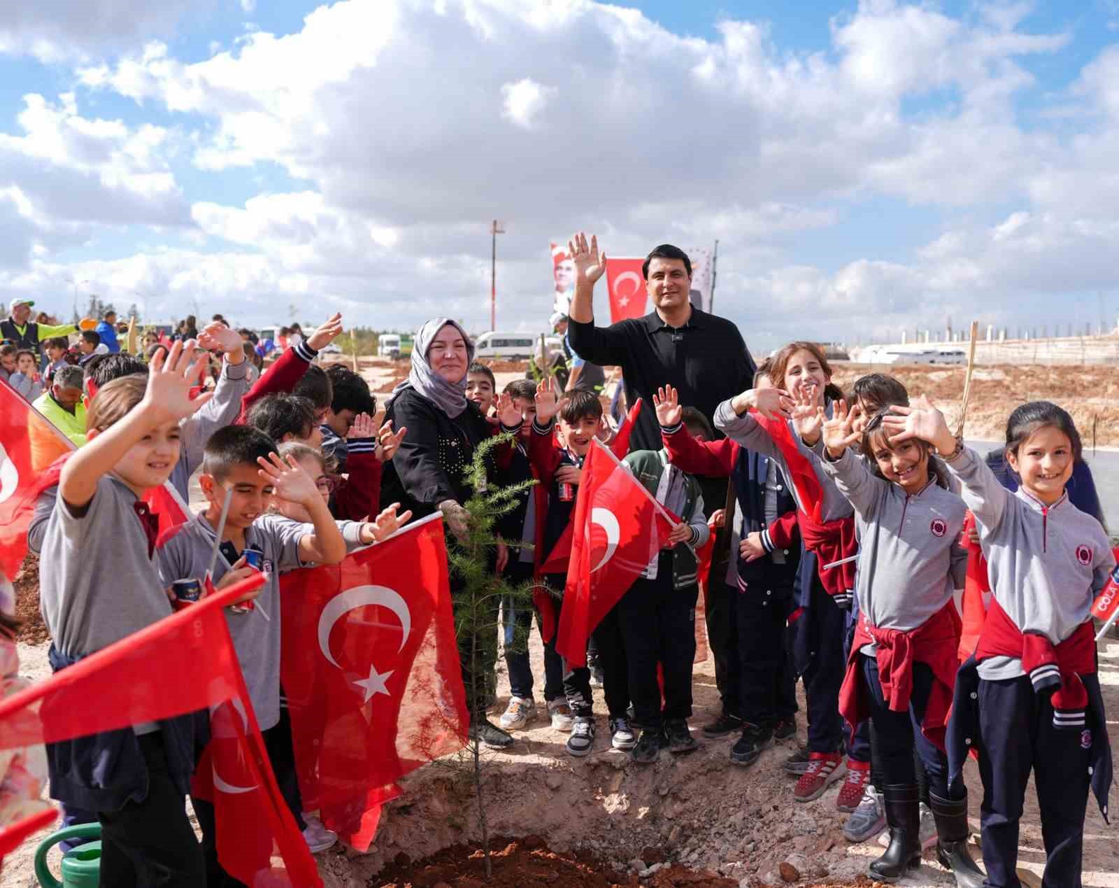 Yılmaz’dan 23 Nisan mesajı
