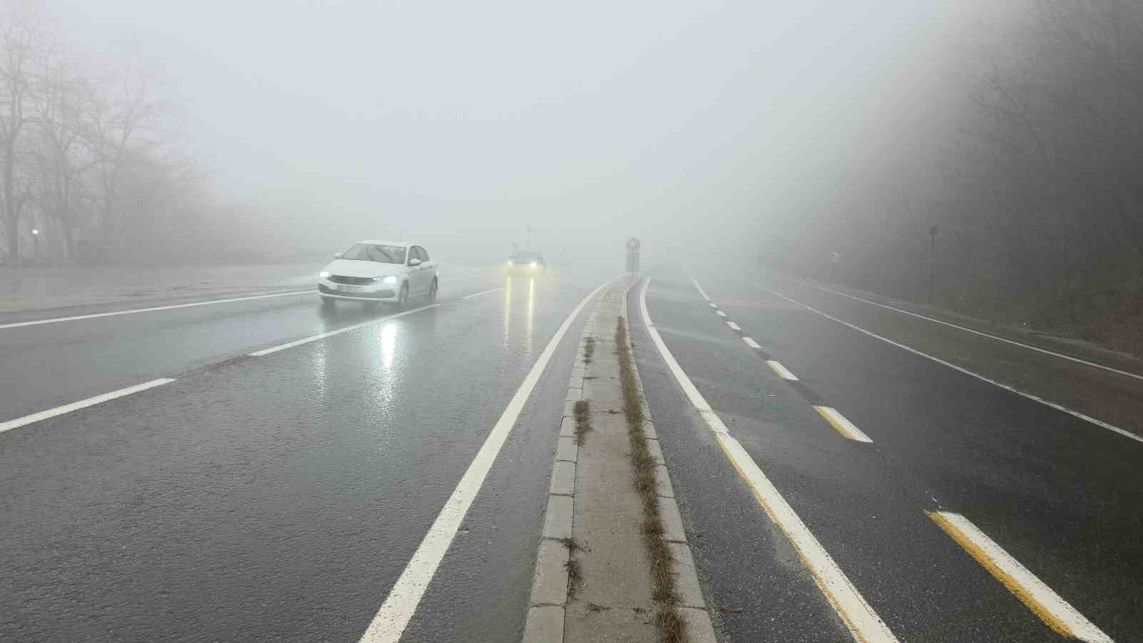 Yoğun sis Bolu Dağı’nı kapladı
