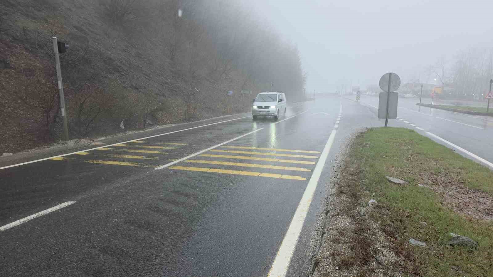 Yoğun sis Bolu Dağı’nı kapladı
