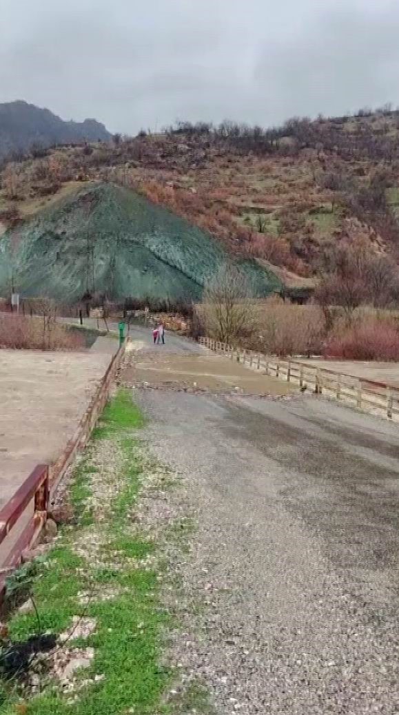 Yoğun yağışlar nedeni ile dereler taştı
