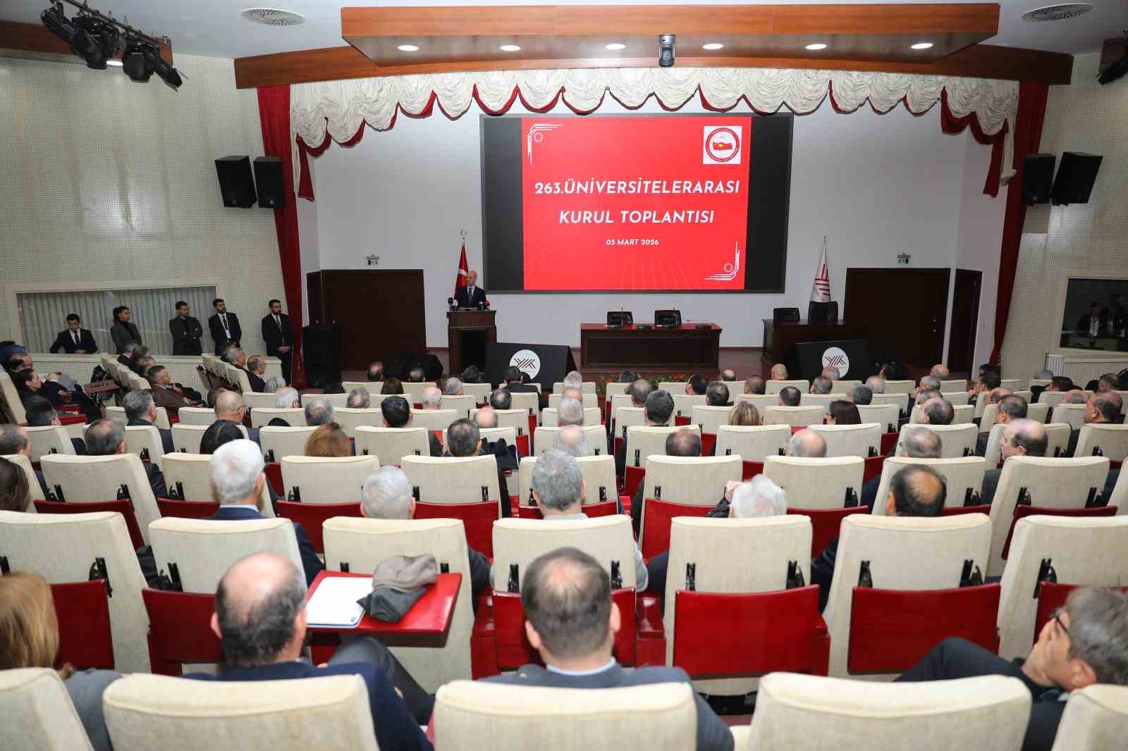 YÖK Başkanı Özvar: "Müfredatların teknoloji dönüşümüne uyumunu hızlandıracak mekanizmaları kurmayı hedefliyoruz"
