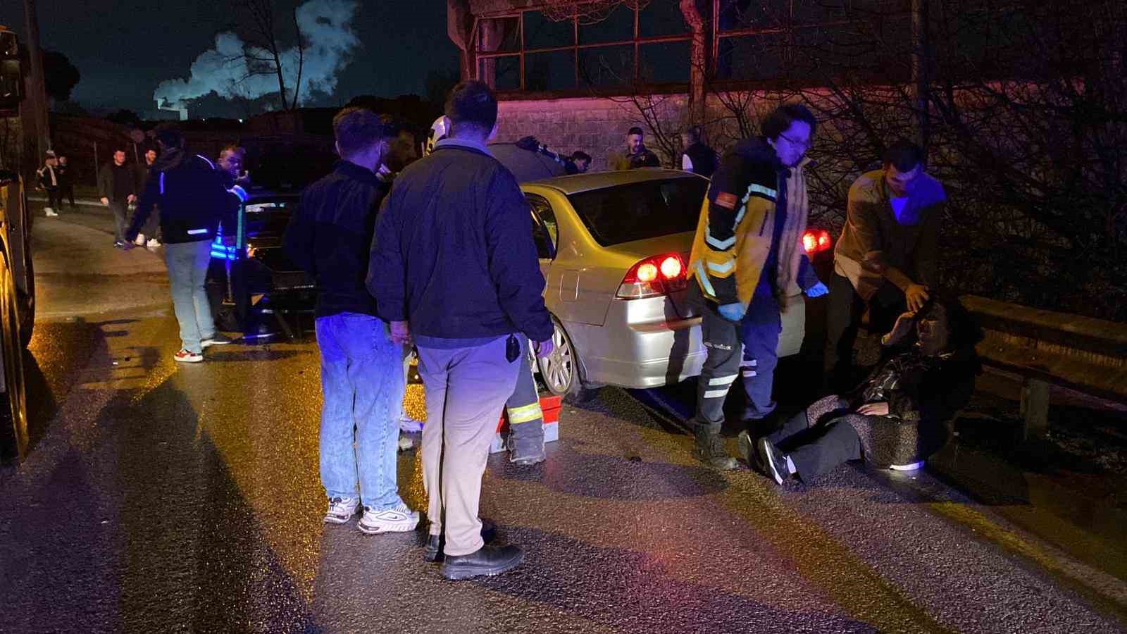 Yola dökülen sıvı kazaya sebep oldu: 3 yaralı
