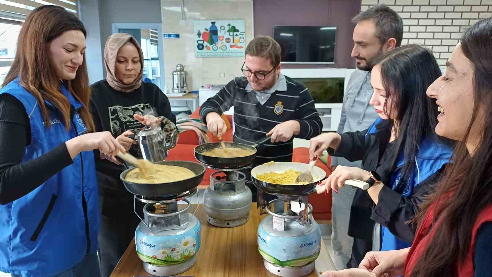 Yöresel lezzetler atölyesinde kuymak keyfi
