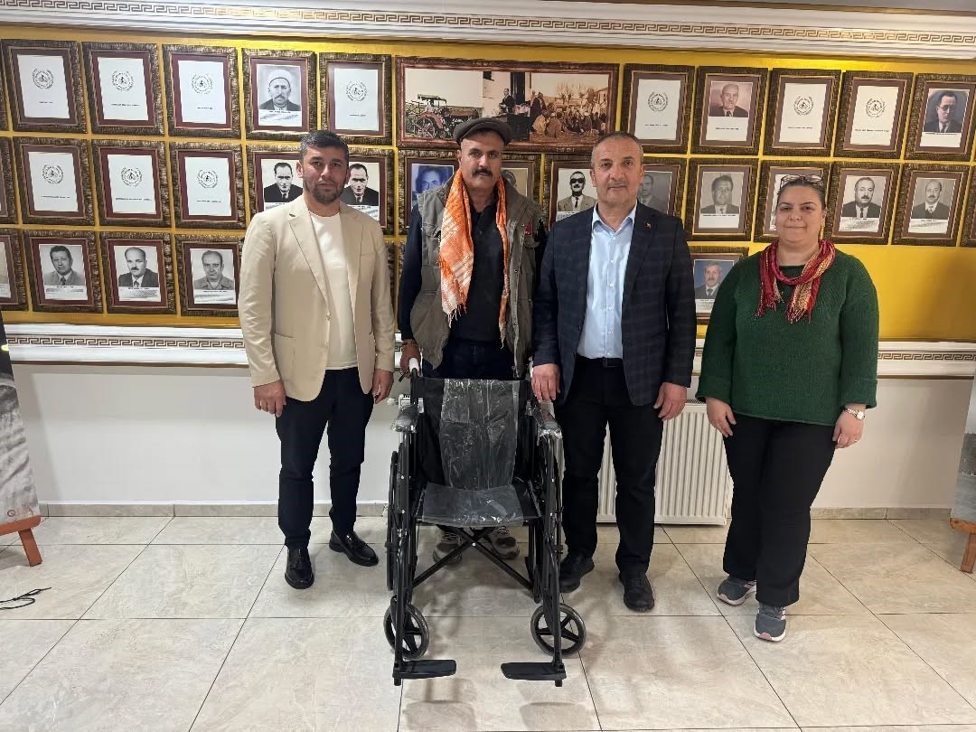 Yörük Türkmen Derneği’nden İncirliova’ya anlamlı bağış
