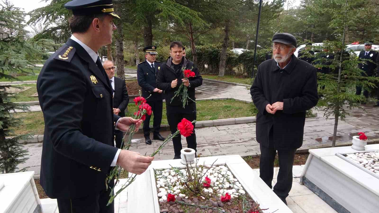 Yozgat Şehitliği’nde Türk Polis Teşkilatı kuruluş yıl dönümü duygusal anlarla kutlandı
