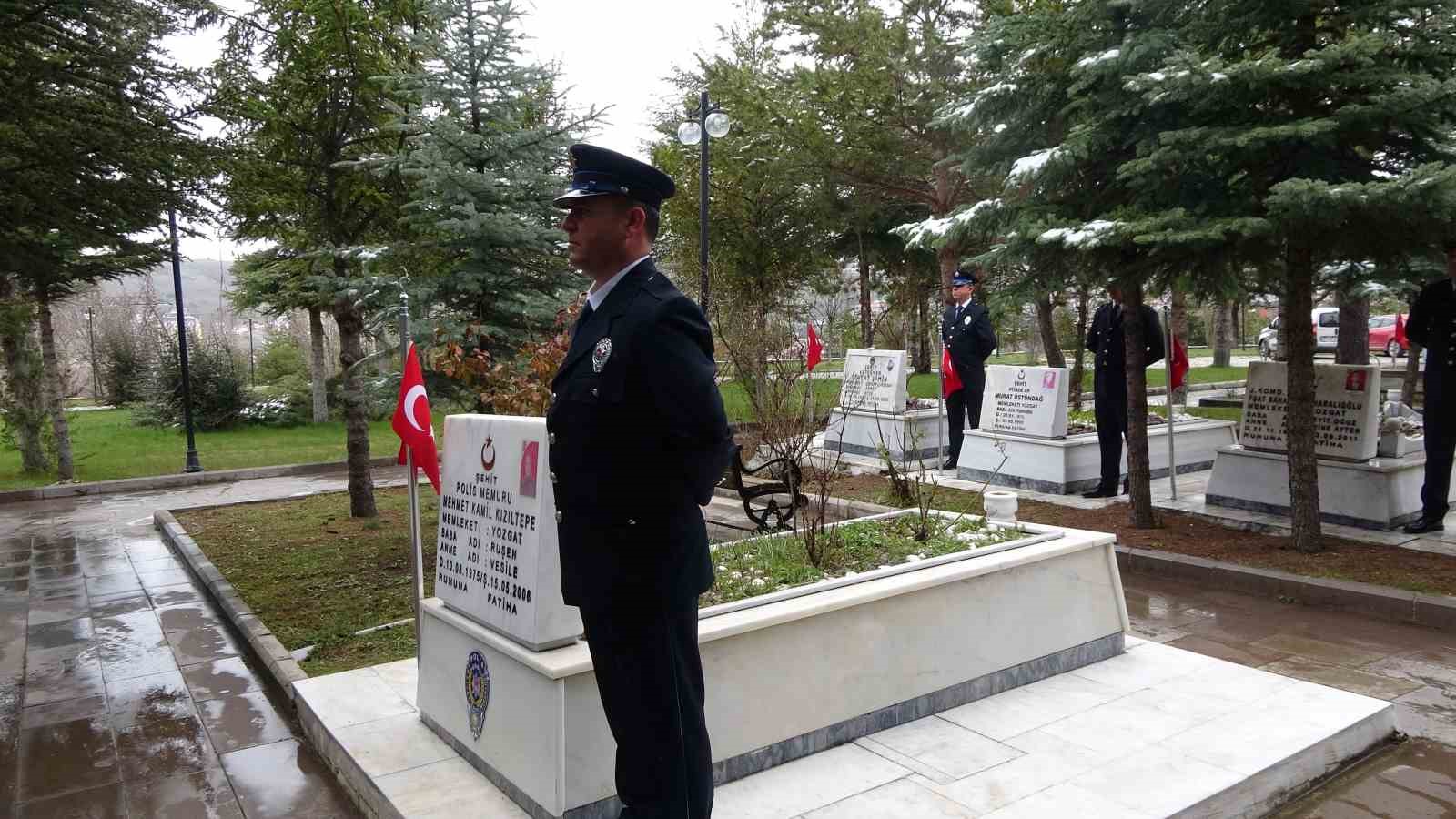 Yozgat Şehitliği’nde Türk Polis Teşkilatı kuruluş yıl dönümü duygusal anlarla kutlandı
