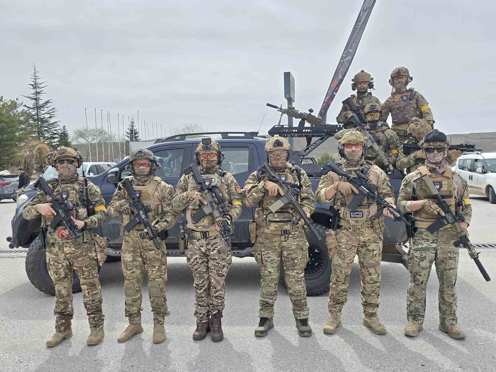 Yozgat’ta 120’den fazla oyuncunun katıldığı airsoft takımları savaş senaryolu etkinlikte buluştu
