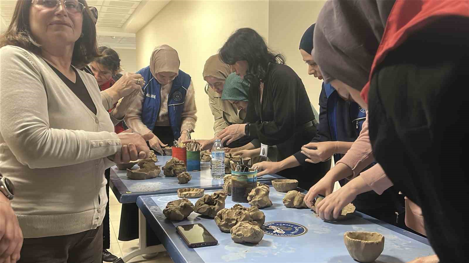 Yozgat’ta Hitit mirası ve endemik bitkiler sanatla buluştu
