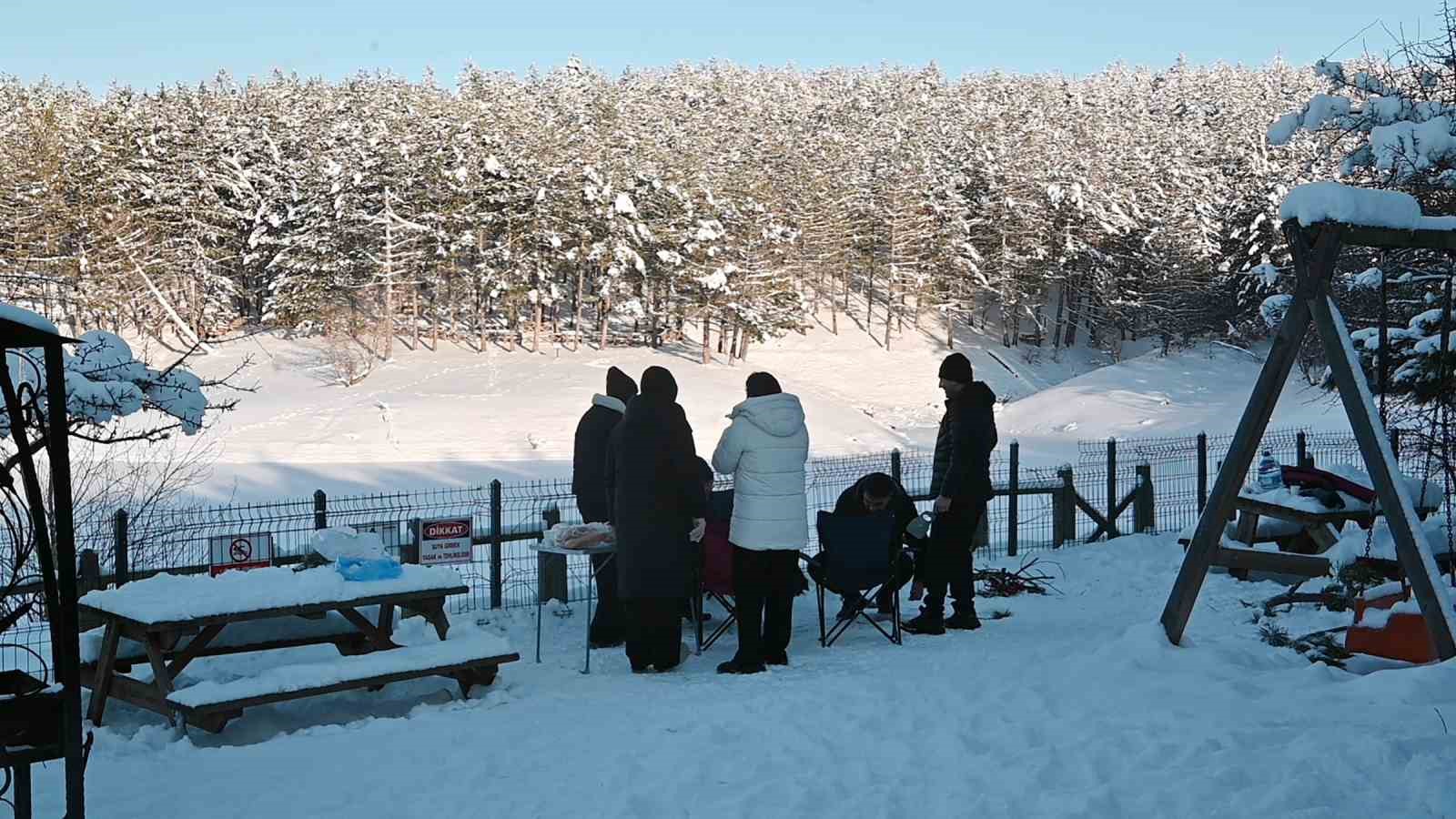 Yozgat’ta kar sonrası vatandaşlar Türkiye’nin ilk milli parkına akın etti
