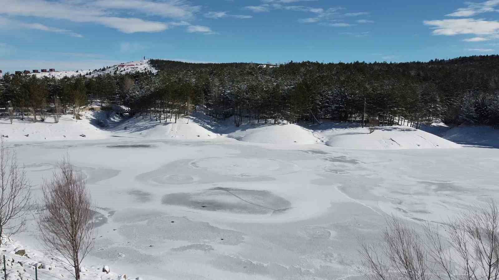 Yozgat’ta kar yağışının ardından soğuk hava etkili oldu, göletler dondu
