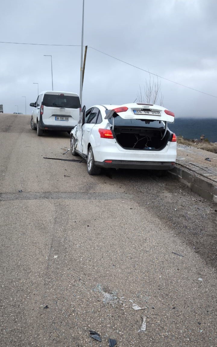 Yozgat’ta meydana gelen kazada 4 kişi yaralandı

