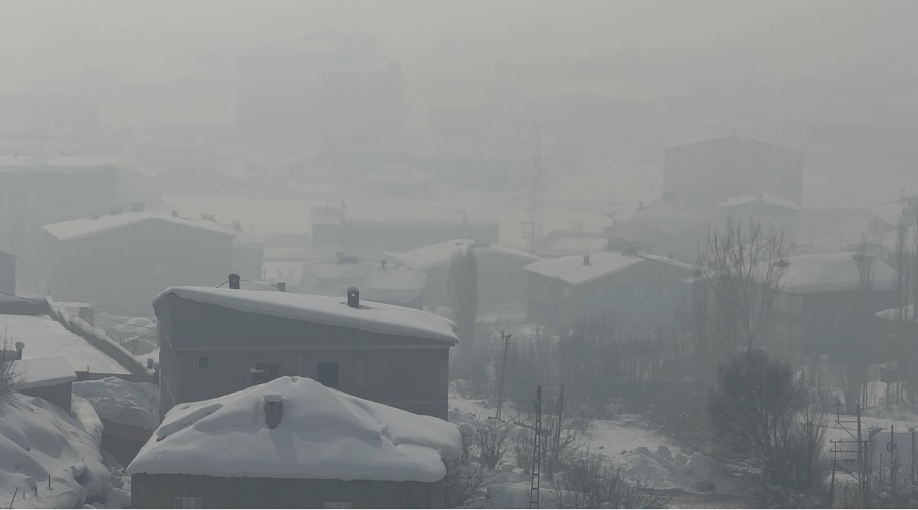 Yüksekova-Ankara uçak seferi sisten dolayı iptal edildi
