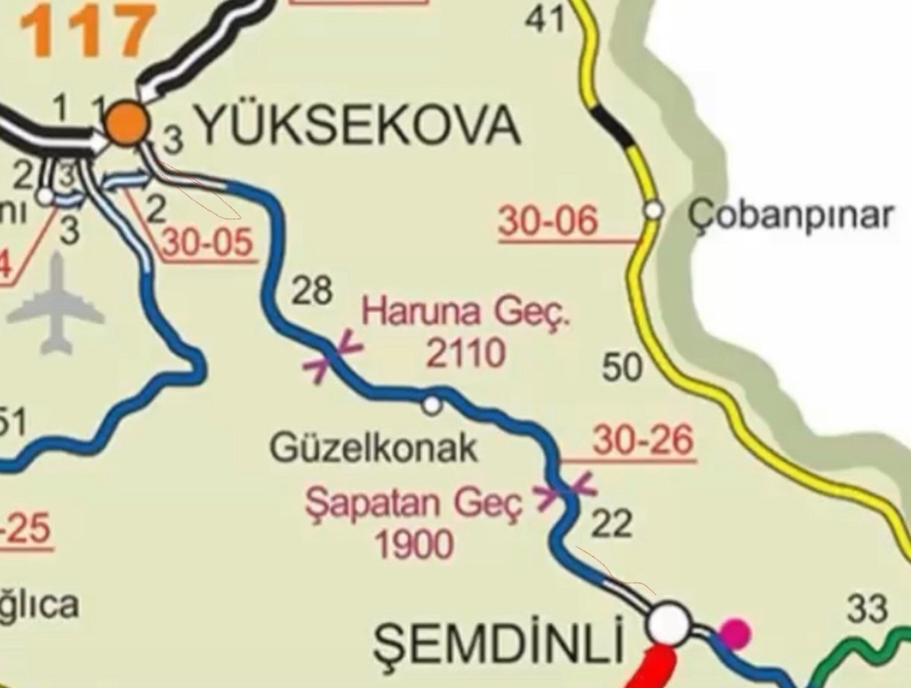Yüksekova-Şemdinli yolunda kar esareti: Ulaşım tamamen durdu
Yüksekova-Şemdinli yolunda kar esareti: Ulaşım tamamen durdu