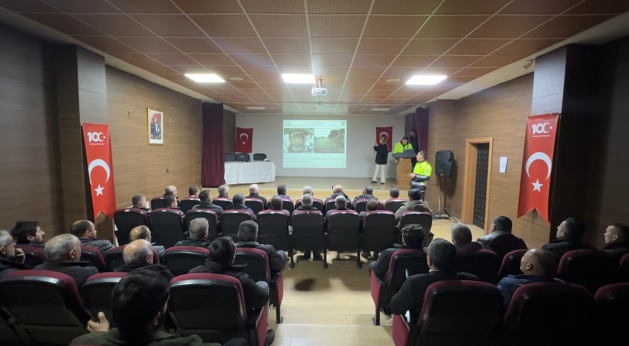 Yüksekova yollarında eğitim seferberliği
