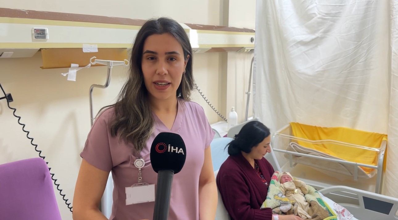 Yüksekova’da 2026’nın ilk bebeği "Rojevin" oldu
