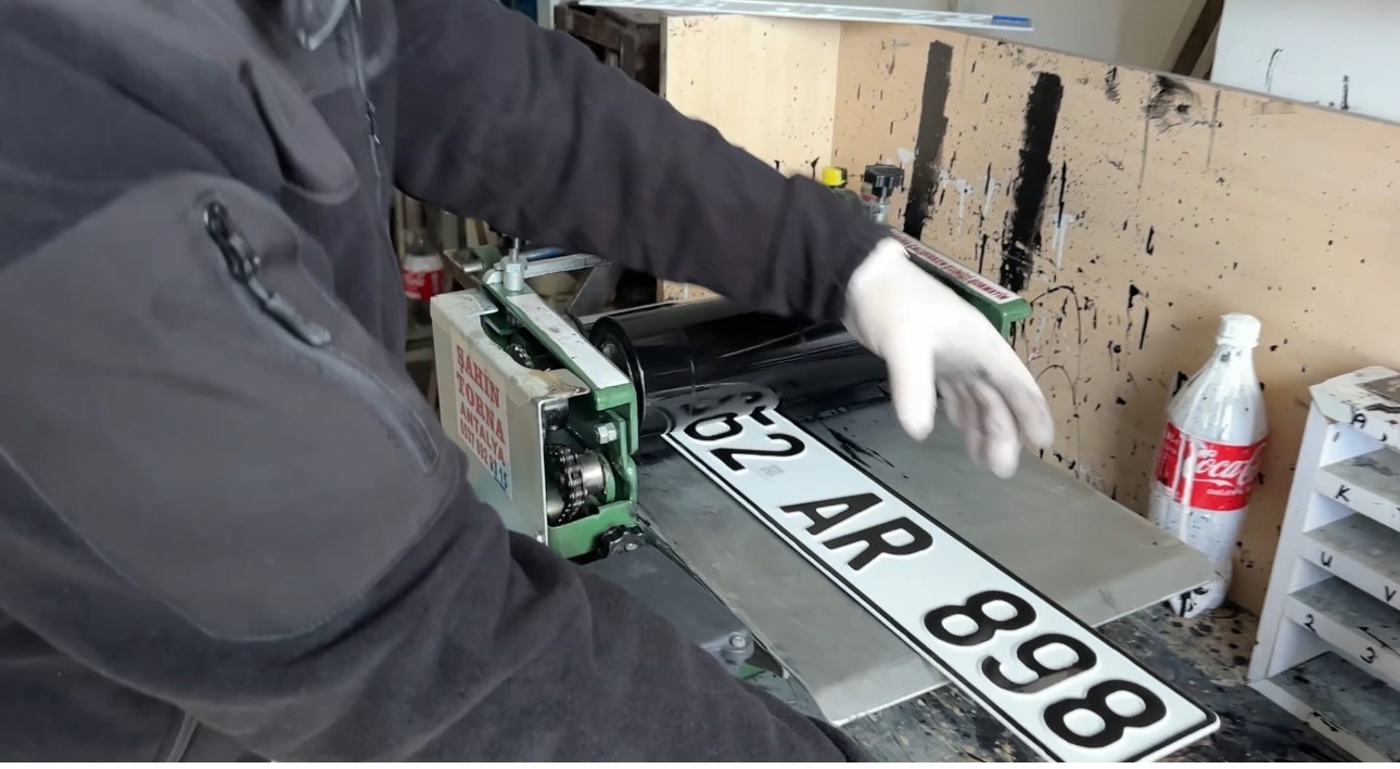 Yüksekova’da APP plaka mesaisi: İşlemler 10 dakikada tamamlanıyor
