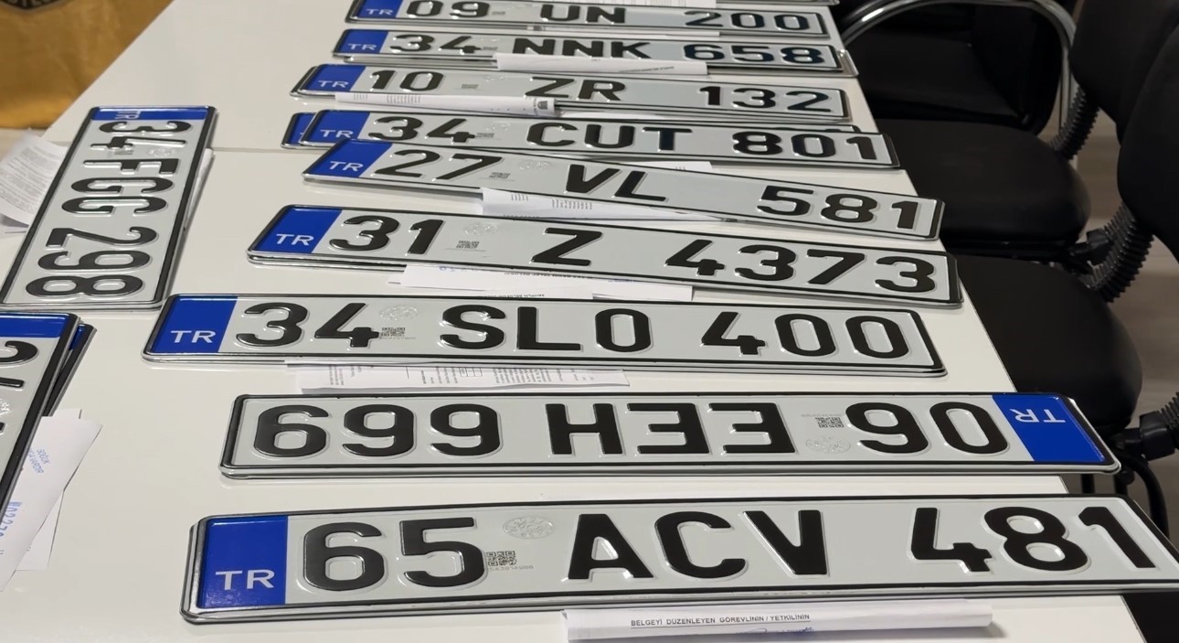 Yüksekova’da APP plaka mesaisi: İşlemler 10 dakikada tamamlanıyor
