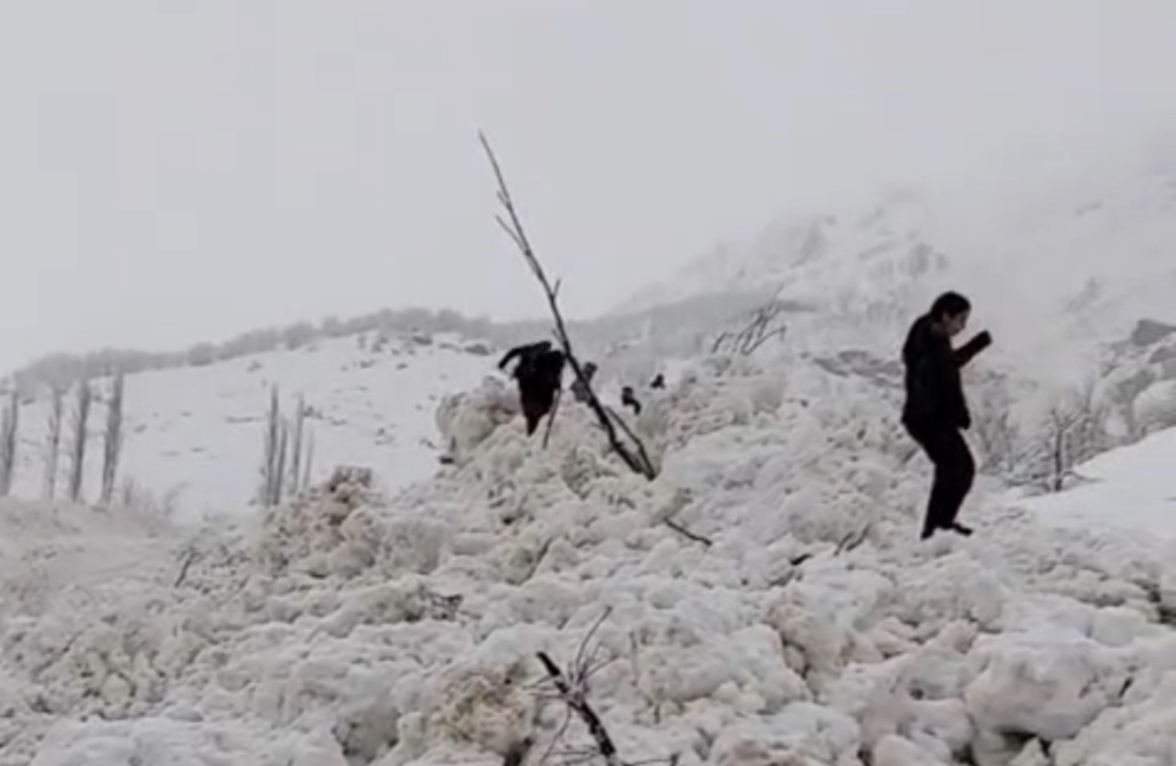Yüksekova’da aynı bölgede ikinci çığ

