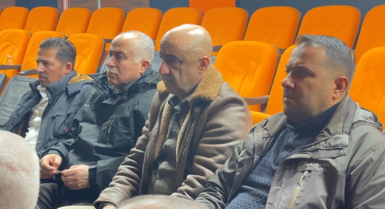 Yüksekova’da hayvan nakliyecileri ve celeplere ’refah’ eğitimi
