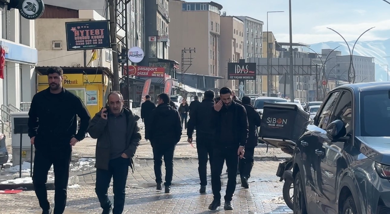 Yüksekova’da iki gün içinde mevsim değişti
