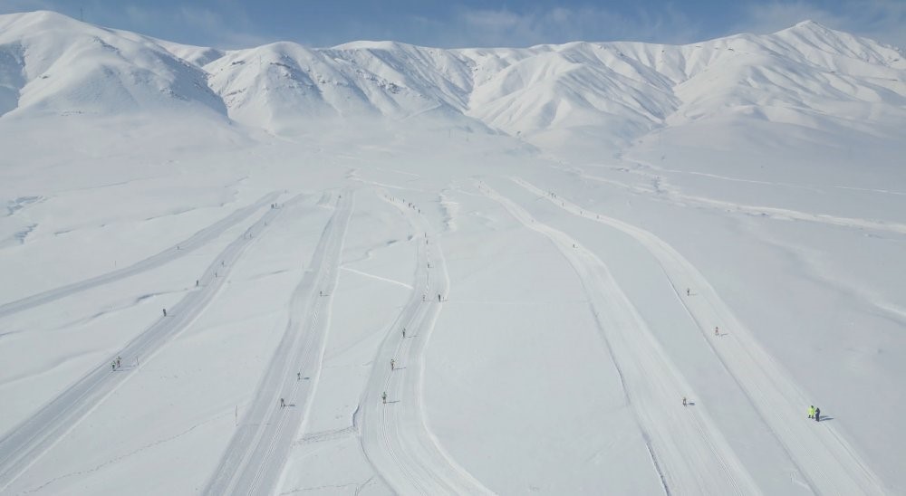 Yüksekova’da "Kayaklı Koşu Barış ve Kardeşlik 1. Etap yarışması" heyecanı
