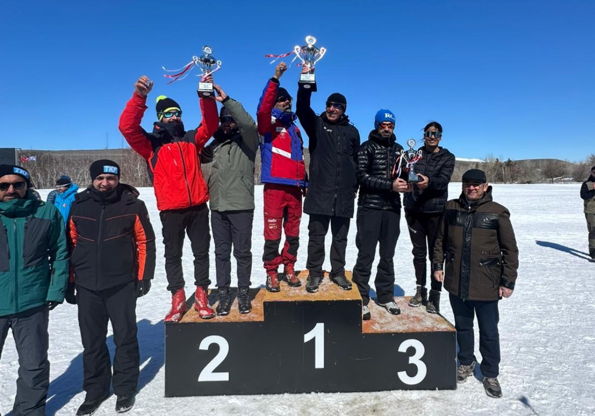 Yüksekovalı kayakçılar Türkiye şampiyonasına damga vurdu
