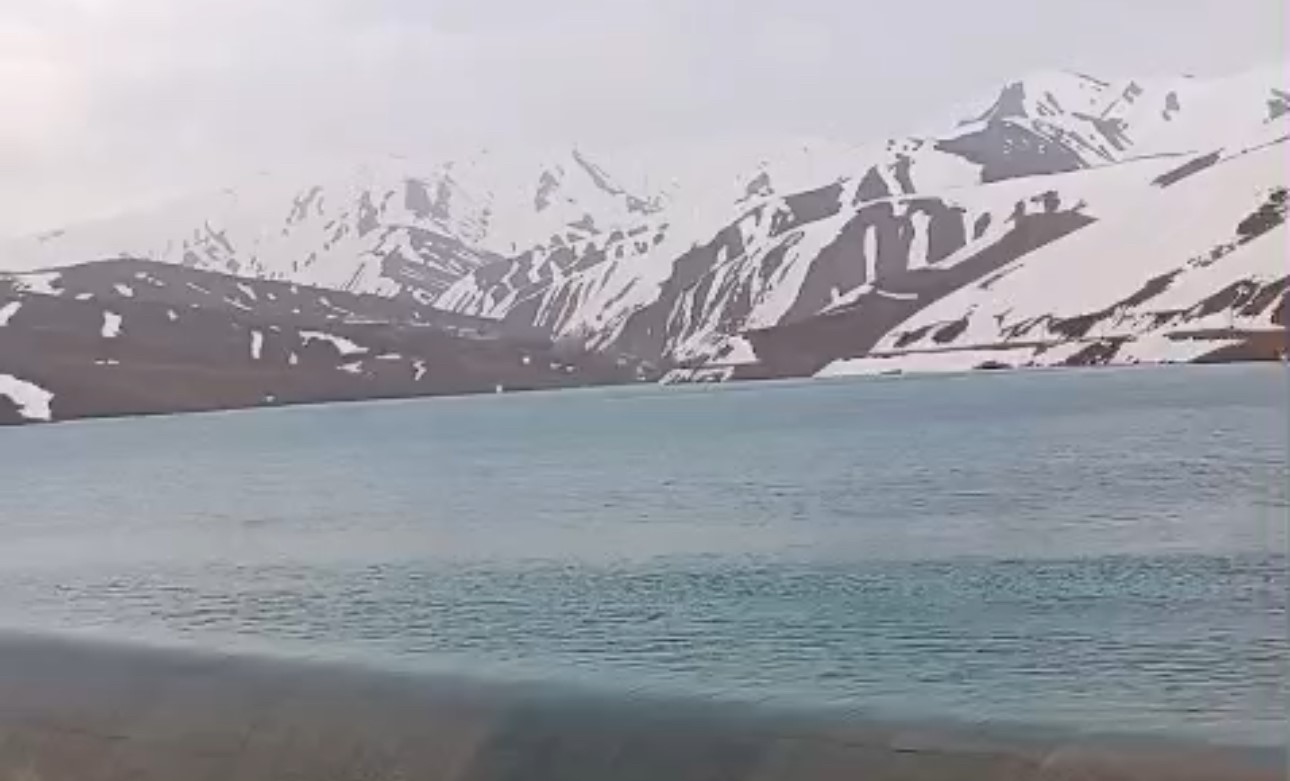 Yüksekova’nın mavi gerdanlığı Dilimli Barajı tam kapasiteye ulaştı
