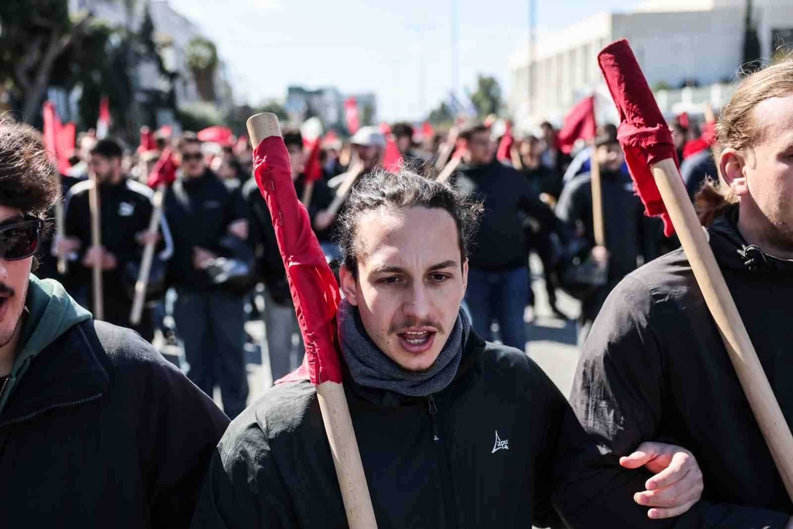 Yunanistan’da ABD ve İsrail’in İran’a yönelik saldırıları protesto edildi
