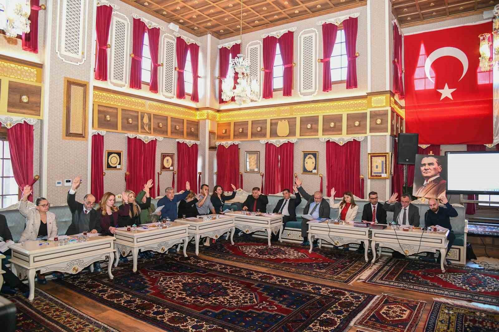 Yunusemre Belediye Meclisinde 46 madde karara bağlandı
