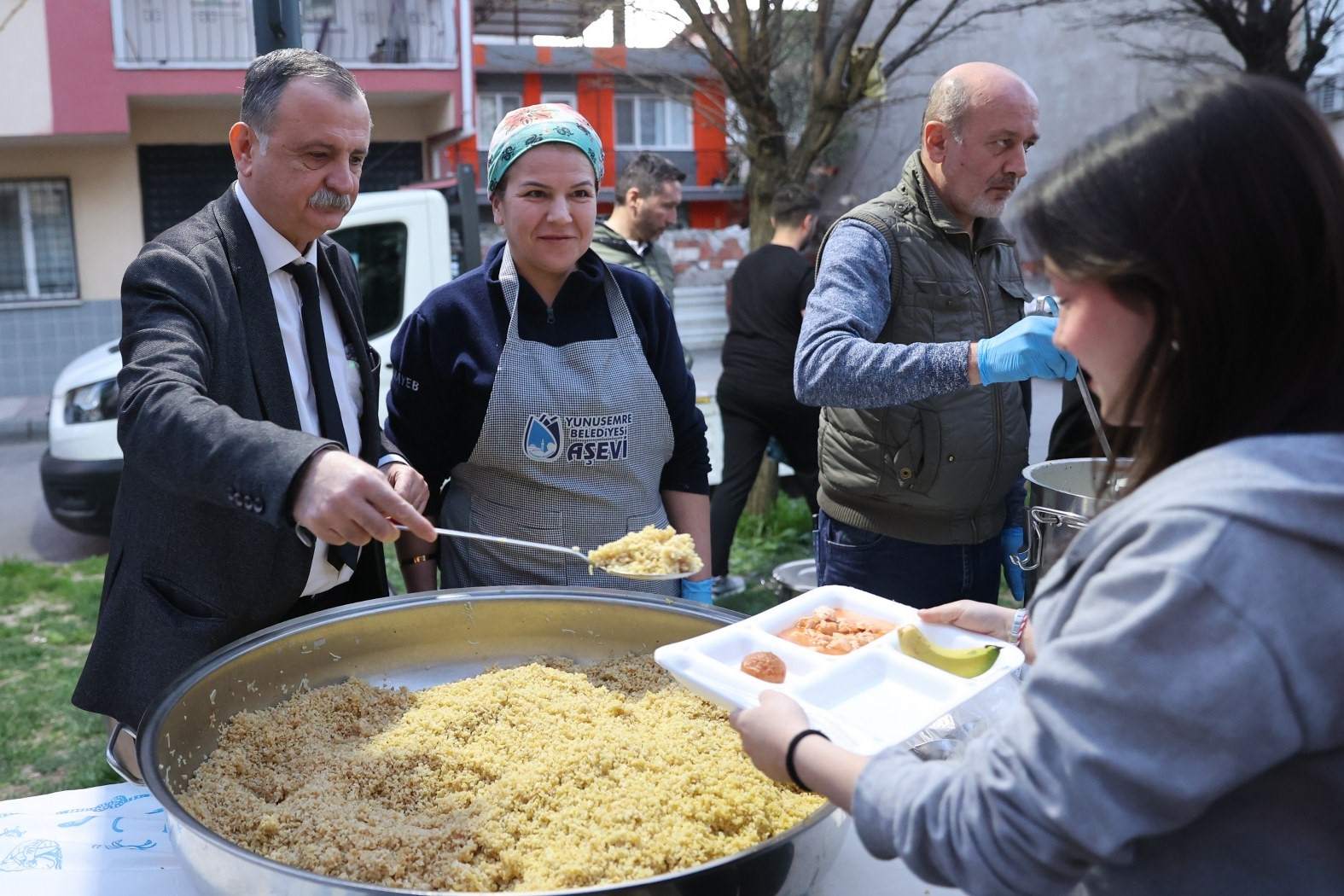 Yunusemre Belediyesi ramazana hazır
Yunusemre Belediyesi ramazana hazır