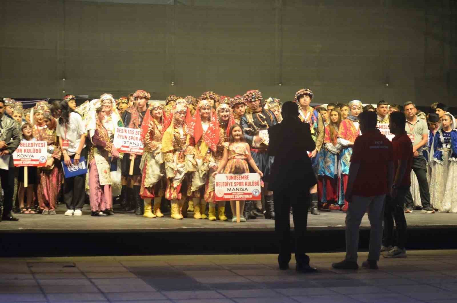 Yunusemre Belediyespor 2025 yılını 211 madalya ve 34 kupa ile tamamladı
