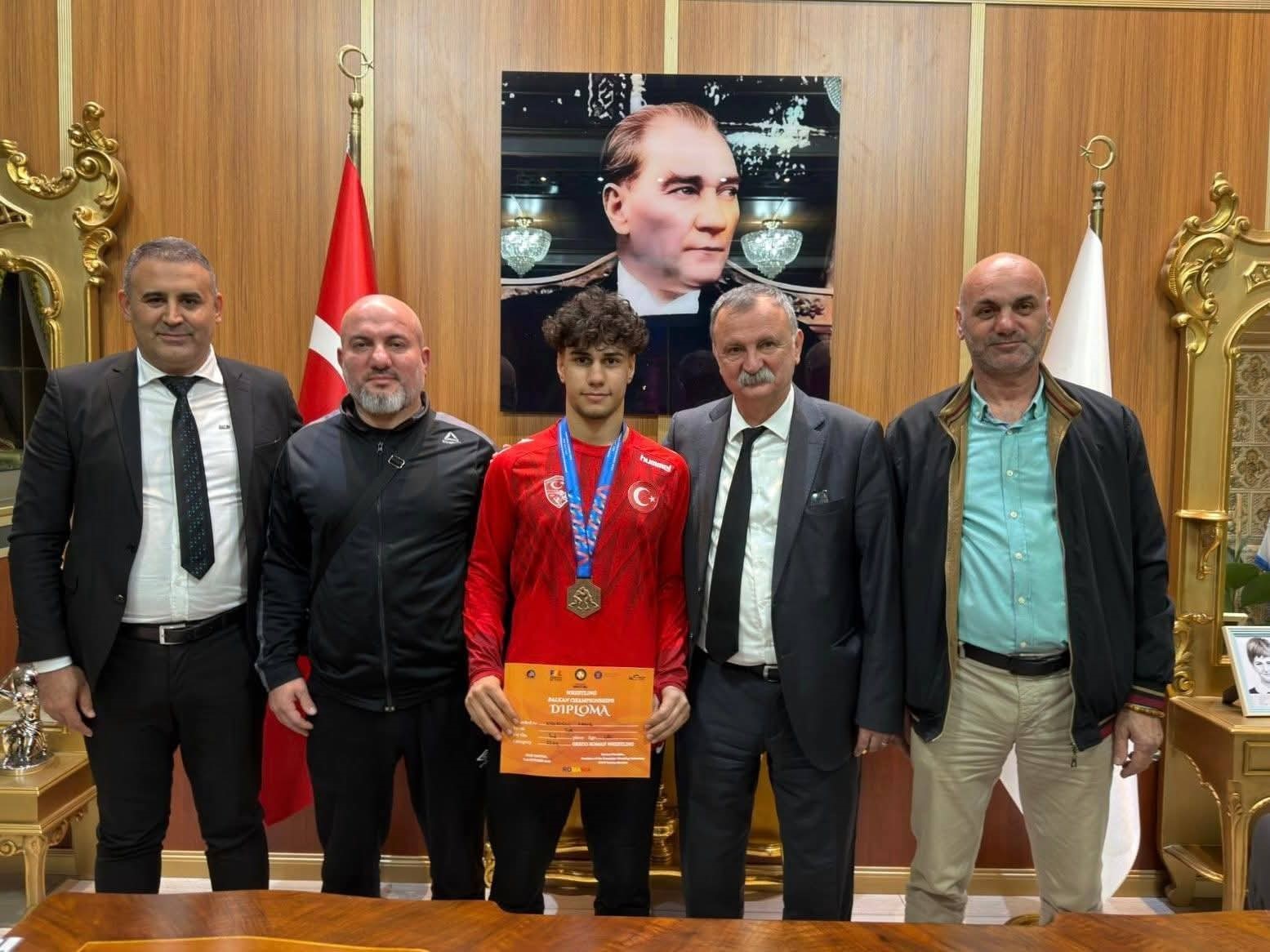 Yunusemre Belediyespor 2025 yılını 211 madalya ve 34 kupa ile tamamladı
