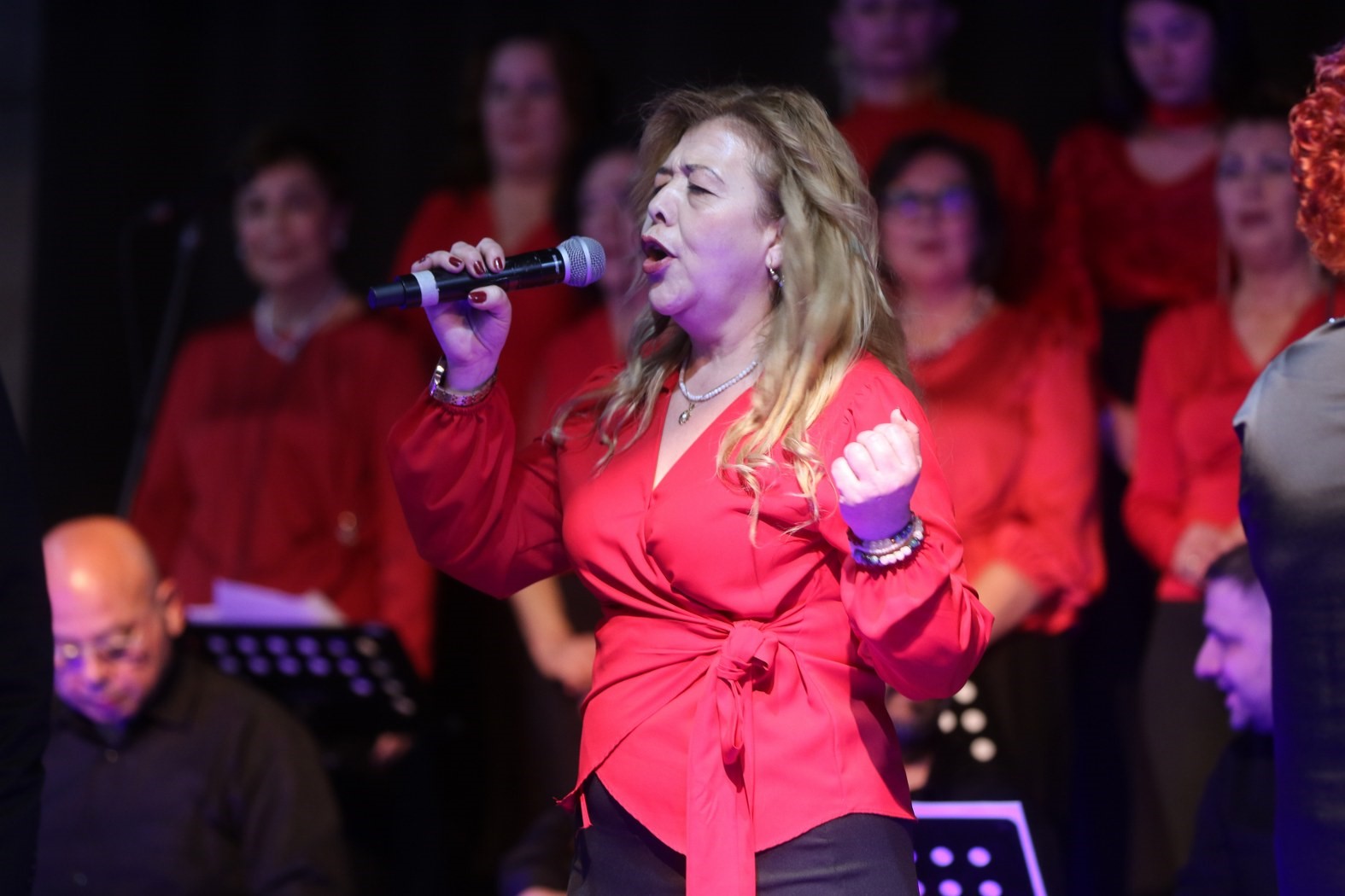 Yunusemre’de Sevgililer Günü’ne özel muhteşem konser
