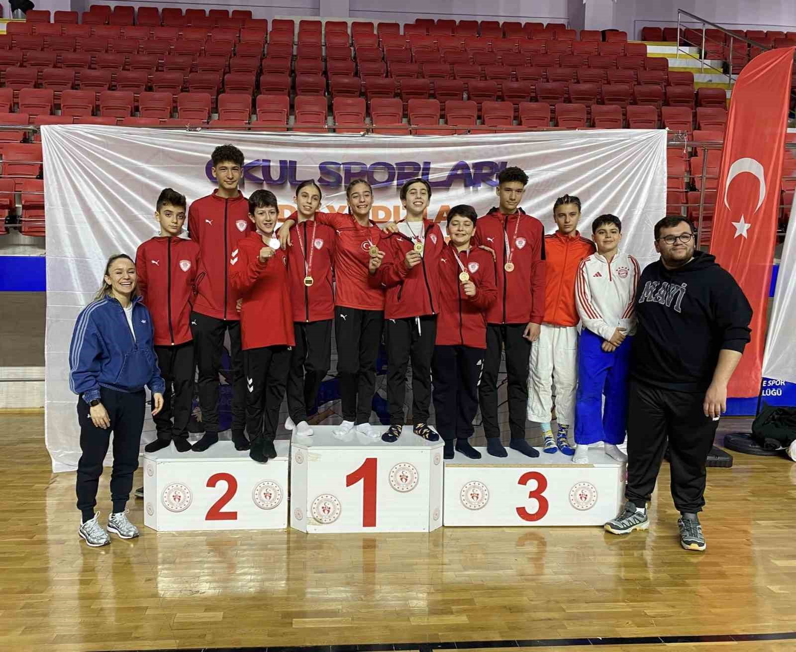 Yunusemreli judoculardan 7 madalya
