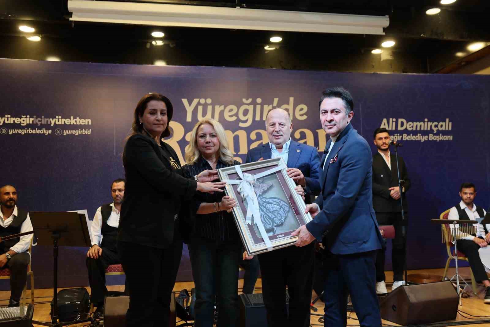 Yüreğir’de gönüllere dokunan konser
