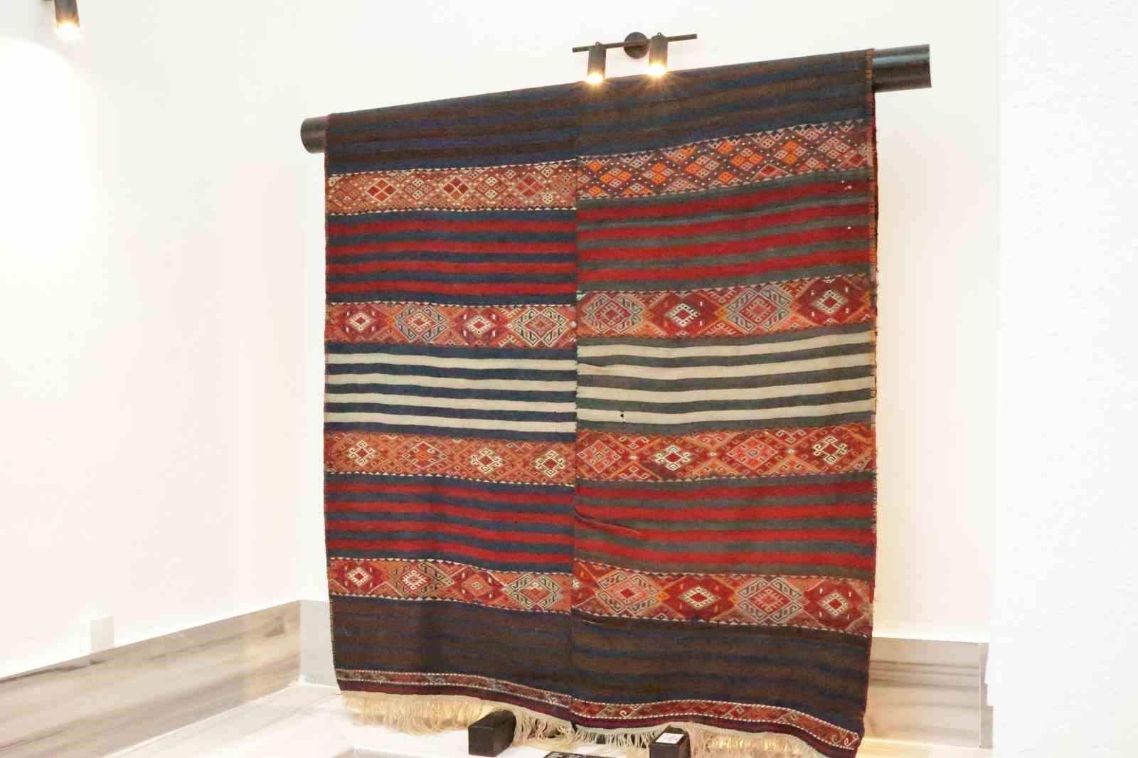 Yüzlerce yıllık kilim kültürü bu müzede gelecek nesillere aktarılıyor
