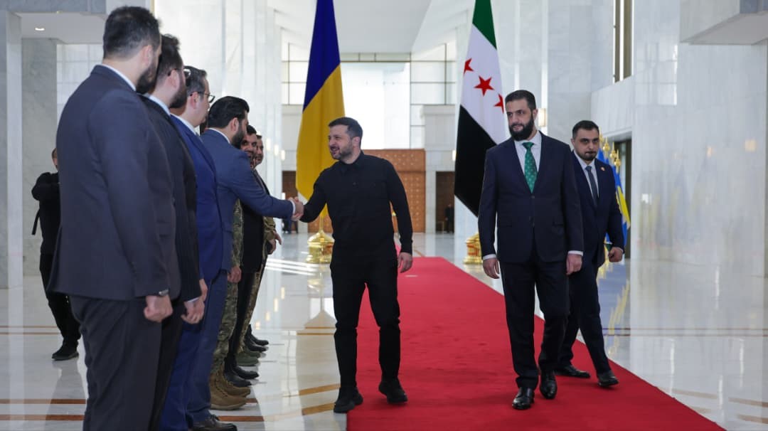 Zelenskiy’den Esad rejiminin devrilmesinin ardından Suriye’ye ilk ziyaret
Zelenskiy’den Esad rejiminin devrilmesinin ardından Suriye’ye ilk ziyaret