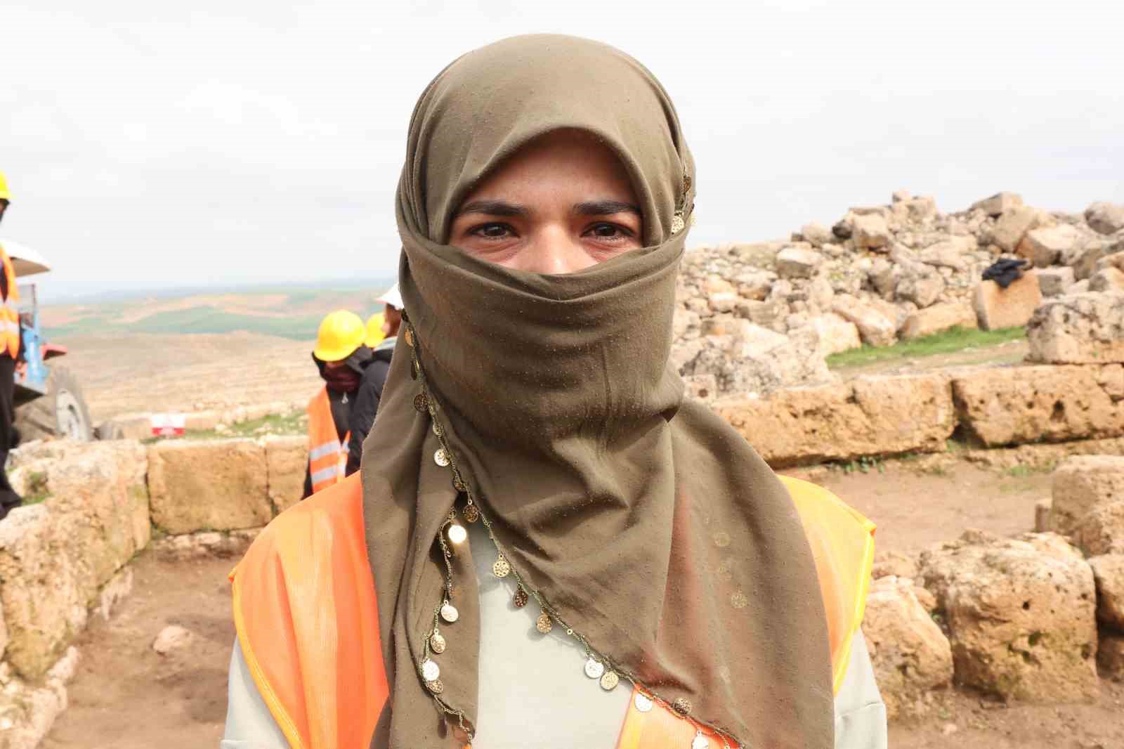 Zerzevan Kalesi yağışlı havaya rağmen bayramda 13 bin kişi ağırladı
