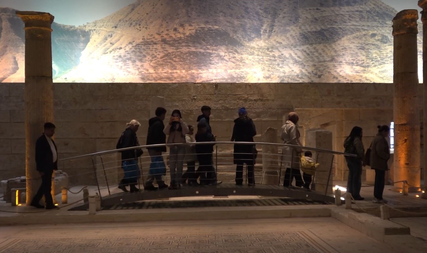 Zeugma Mozaik Müzesi’nde bayram yoğunluğu
Zeugma Mozaik Müzesi’nde bayram yoğunluğu