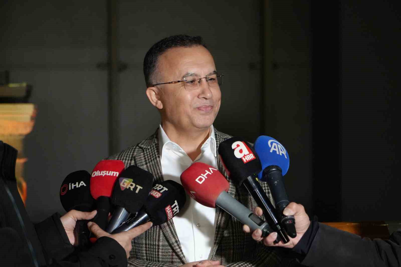 Zeugma Mozaik Müzesi’nde yoğun ilgi gören Mars heykelinin önü genişletildi
