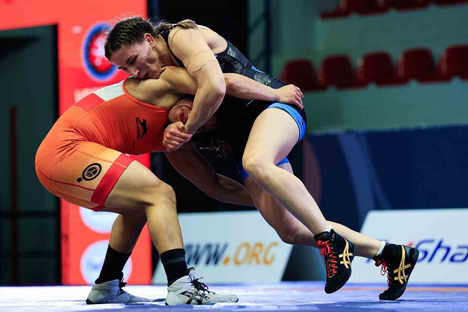 Zeynep Yetgil’den bronz madalya
